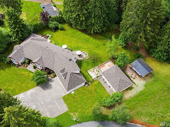 2nd image of 19917 216th Ave NE