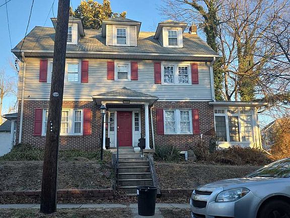 2nd image of 301 Sylvan Ave