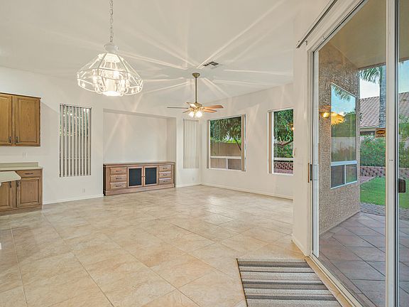 3rd image of 6314 W Dublin Ln