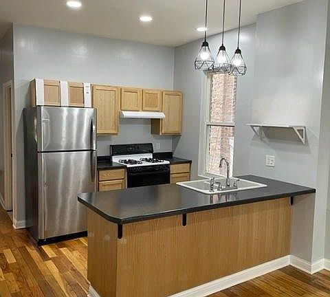 5th image of 325 S Mozart St #1