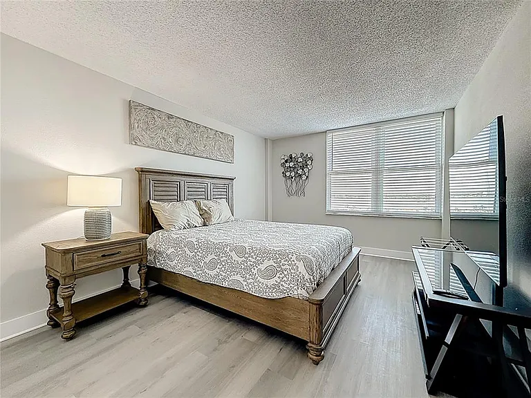 400 Island Way #1411 — Photo 37