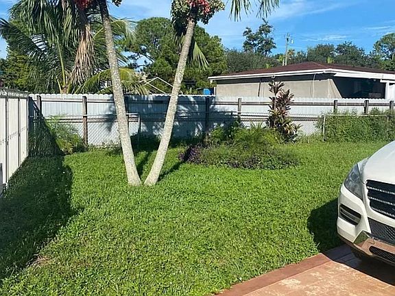 3rd image of 3121 NW 164th Ter