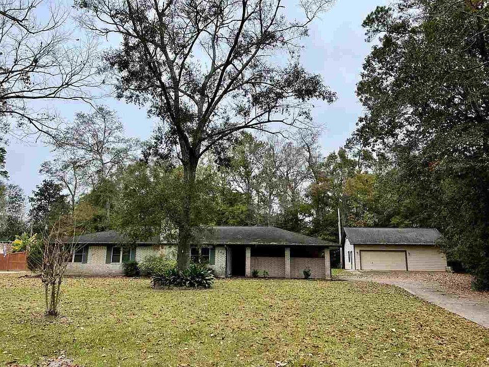 1st image of 145 Magnolia Trl