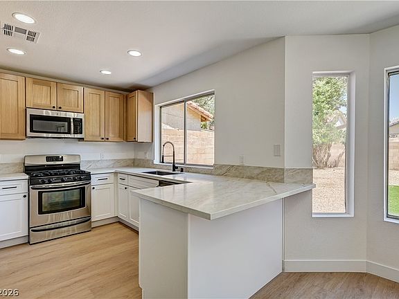 4th image of 2840 Preciso Ln