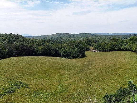 5th image of 975 Cox Ridge Rd
