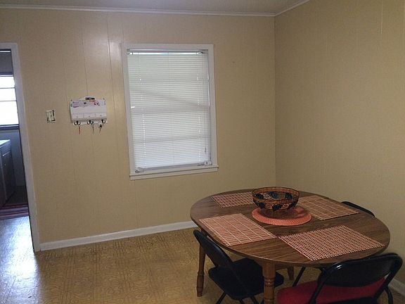 5th image of 268 E Parkway St