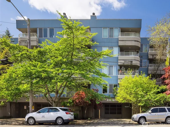 2145 Dexter Avenue N #204, Seattle, WA 98109