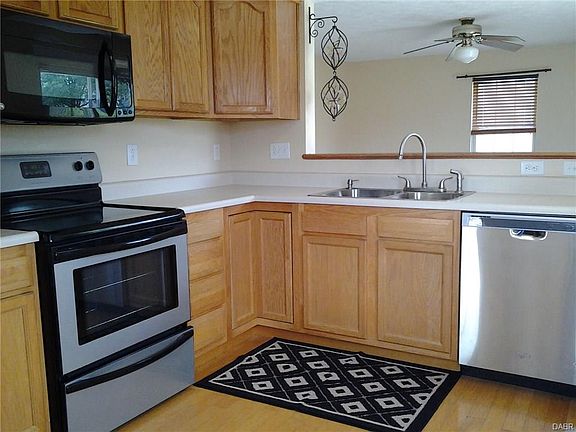 1126  Mistygate Drive Fairborn OH 45324