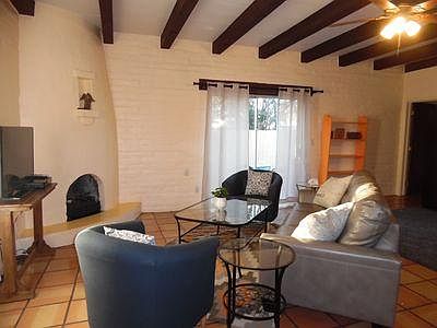 4th image of 22 Burruel St #6