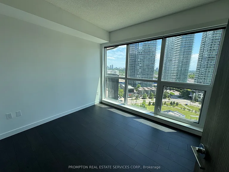 18 Esther Shiner Blvd #1115 — Photo 15