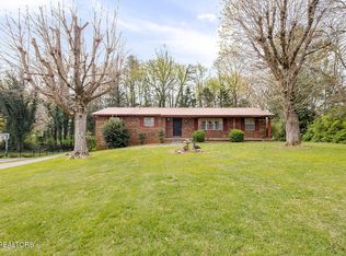 10604 Pinedale Dr, Knoxville, TN 37922