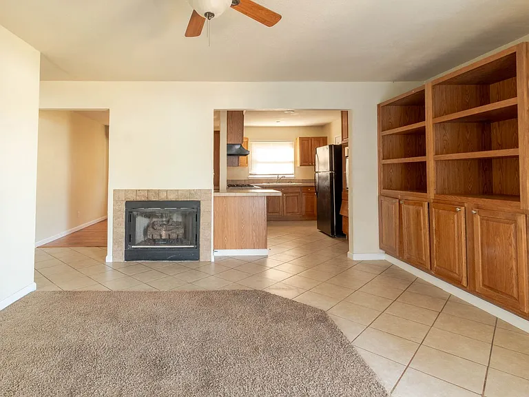 1116 SE 18th St — Photo 3