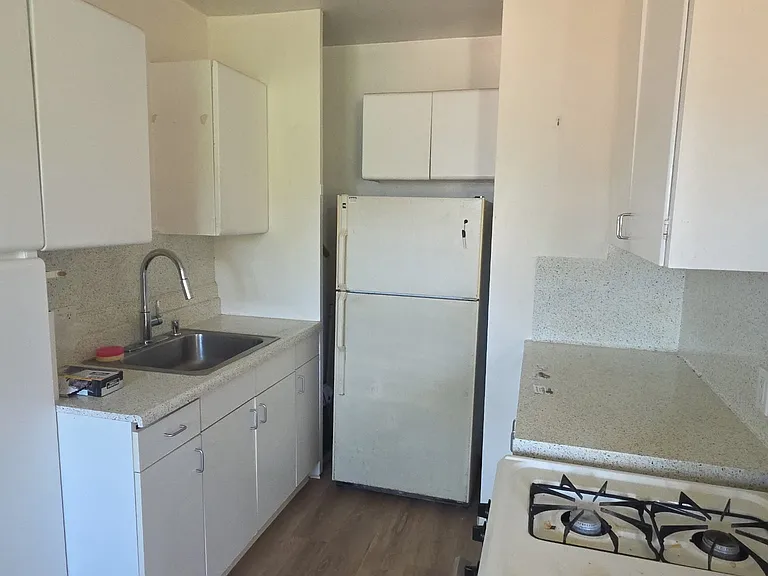 713 Missouri St — Photo 10