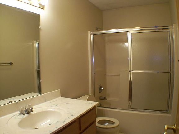 5th image of 106 Alta St APT B1