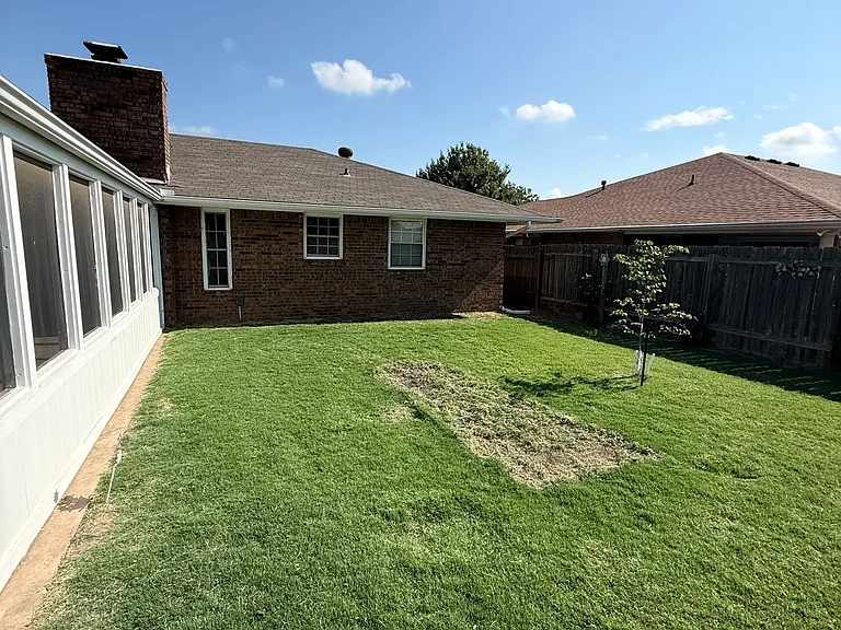 2517 Larkspur Ln — Photo 25