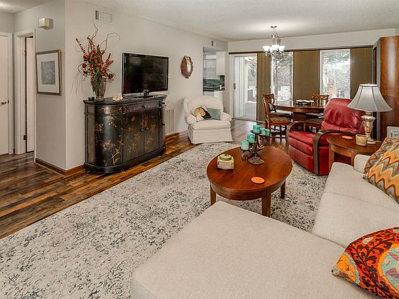 4th image of 12 Nacozari Ln