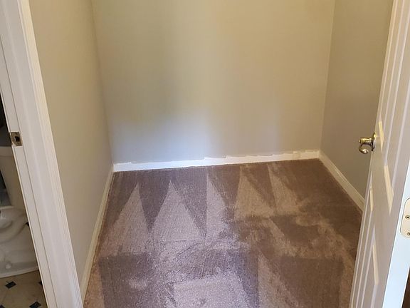 Master Bedroom walk-in closet, which joins bathroom
