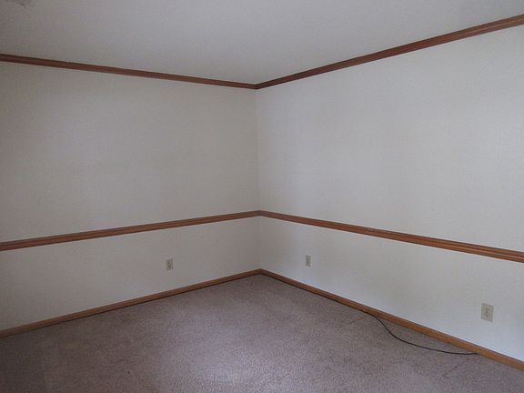 2nd image of 104 Tewkesbury Quay