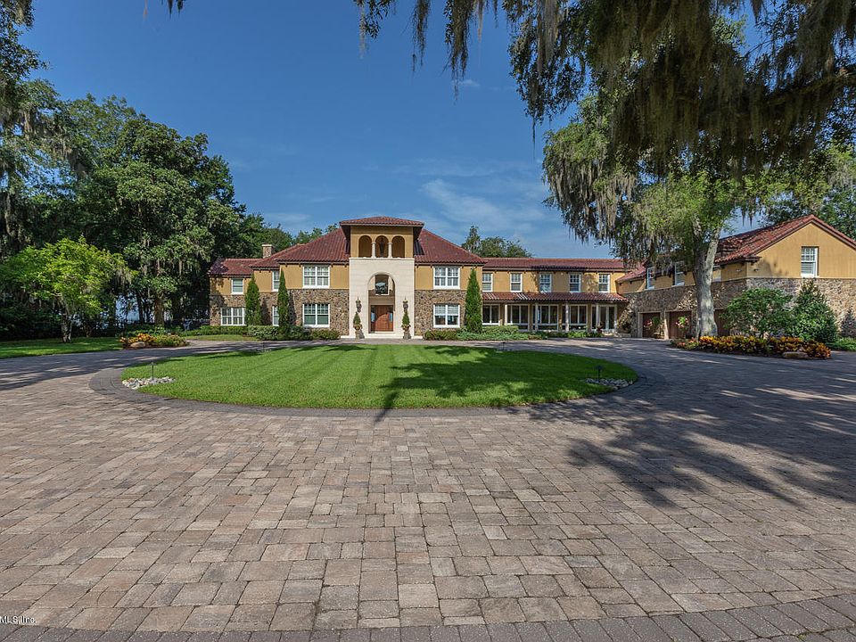 8652 CATHEDRAL OAKS Place W, Jacksonville, FL 32217 | Zillow