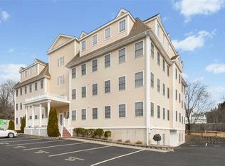 105 Winnacunnet Rd APT 15, Hampton, NH 03842