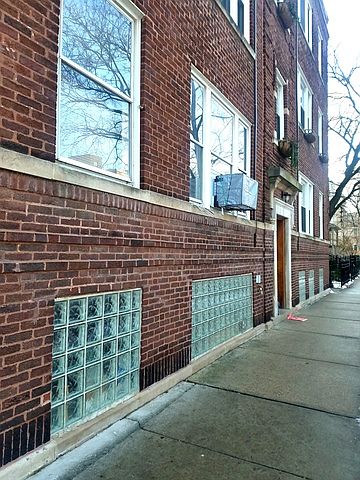 1st image of 1103 W Wrightwood Ave #2