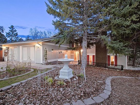 Xeriscaped Front Yard