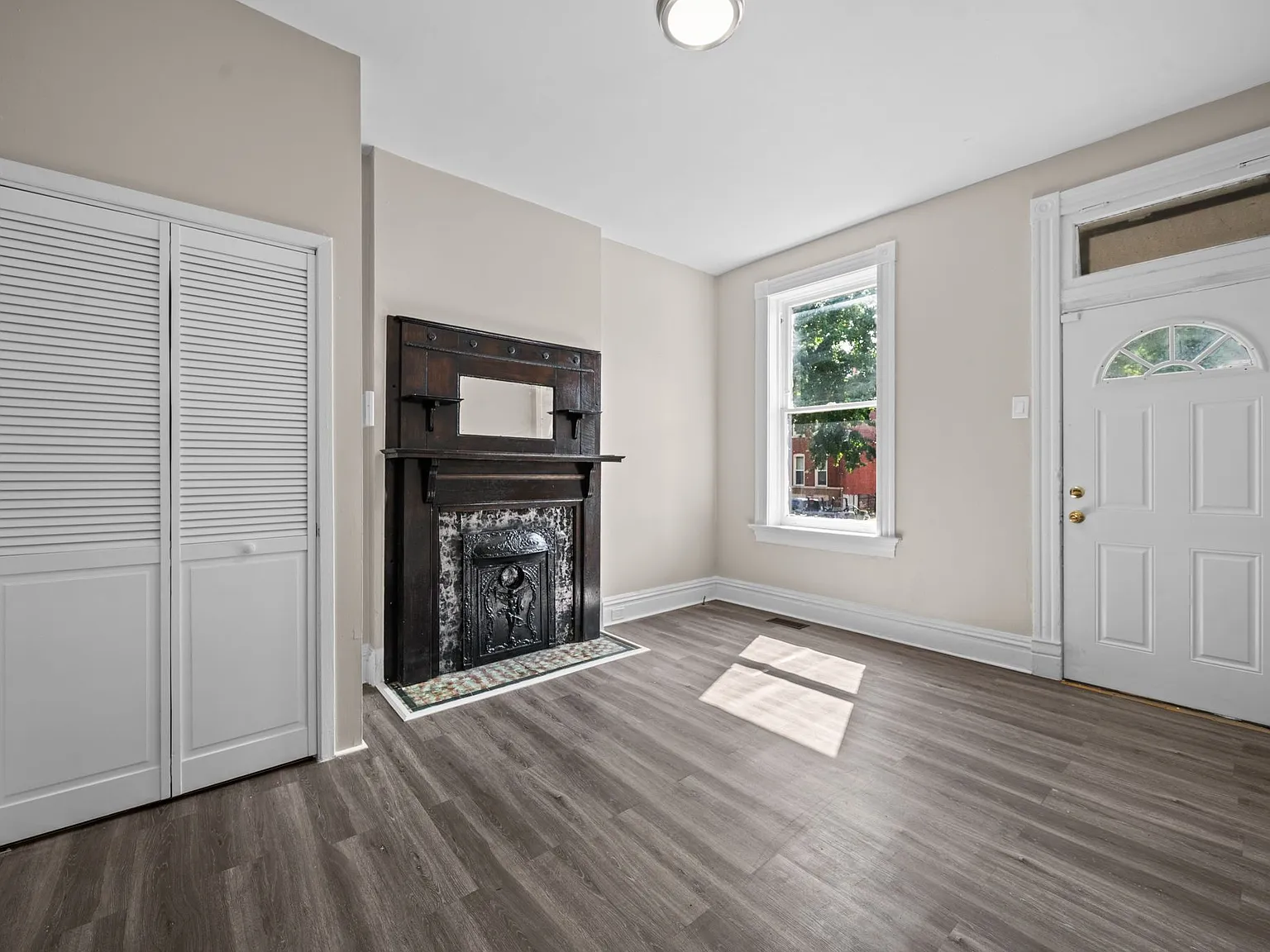 2 bed, 2.0 bath, 1800 sqft, $1,600 — Photo 3