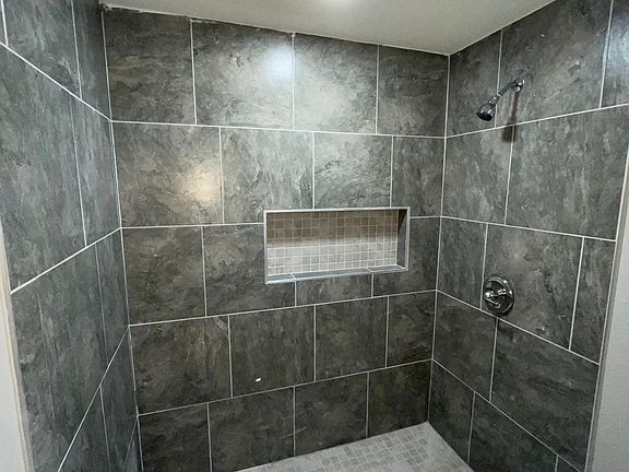 4th image of 1613 Jacaranda Ct Unit 2