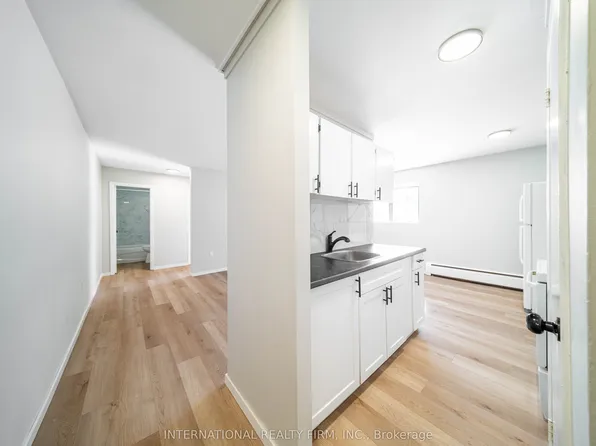 77 East St, Saint Thomas, ON N5P 2R4