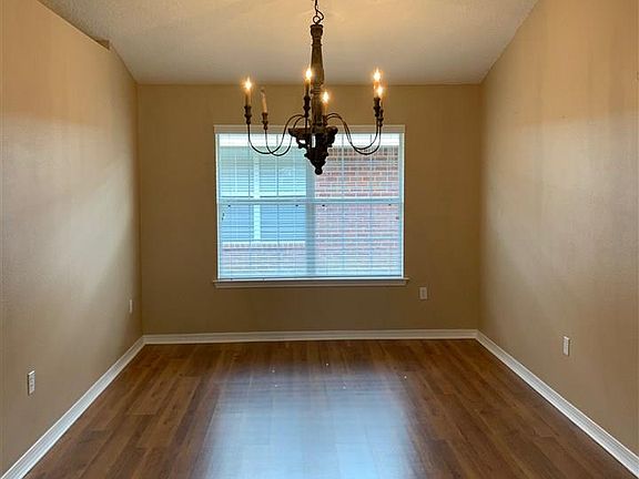 5th image of 3770 Landon Ct