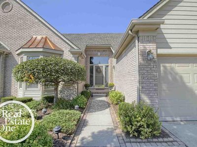 45597 Delmar Dr, Macomb, MI, 48044