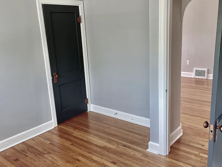 33251 Klein #2 — Photo 10