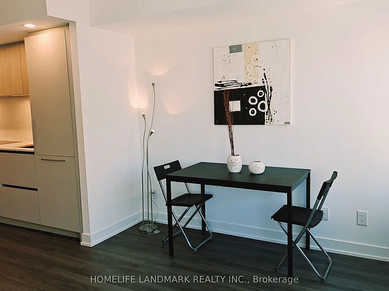 609 Sherbourne St #1603 — Photo 3