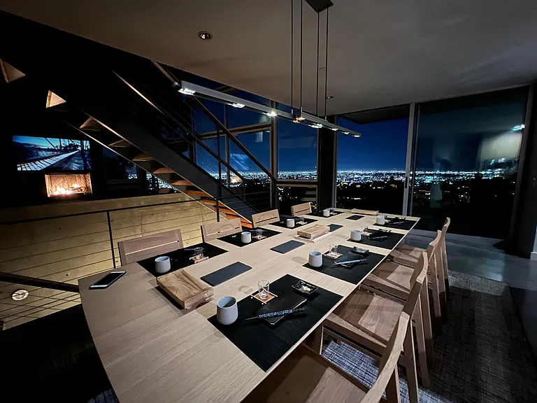 Luxury Dining Under the Stars with Breathtaking Canyon Views