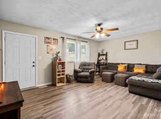 2469 Point St, Claremont, NC 28610