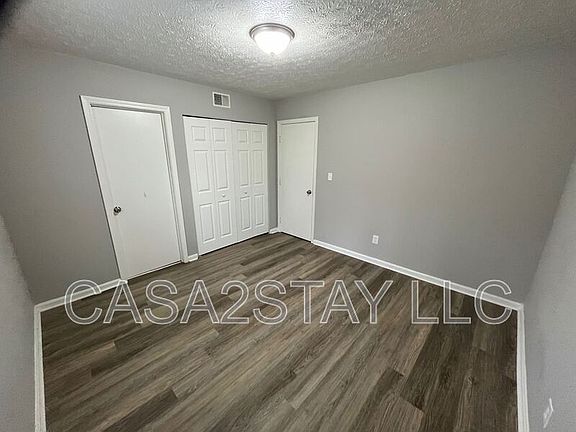 5th image of 676 Knox Blvd #53
