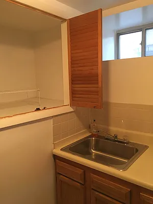 Rented by SRG Real Estate Inc.  | media 10