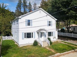 746 Elm St, Woonsocket, RI 02895