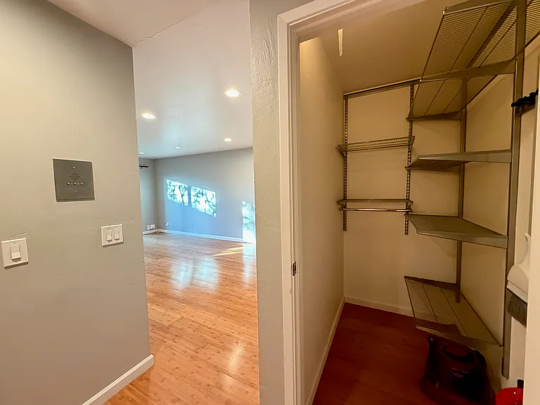 94 Bayo Vista Ave #305 — Photo 10