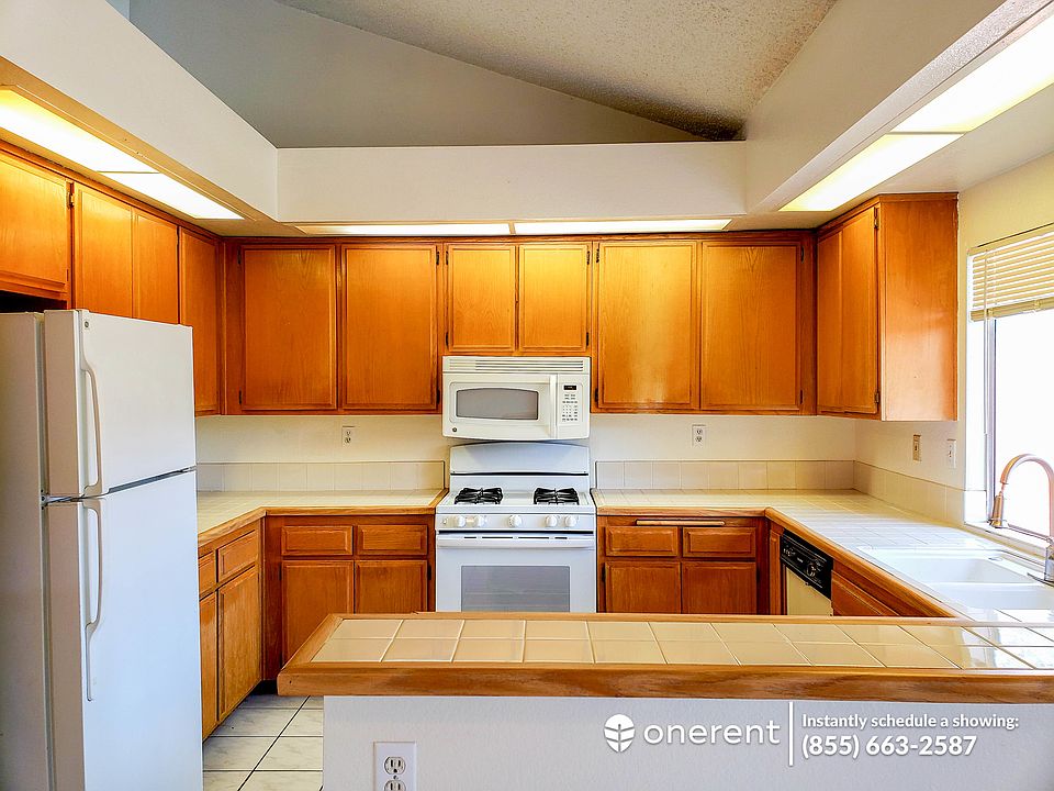 1st image of 16268 Starview St