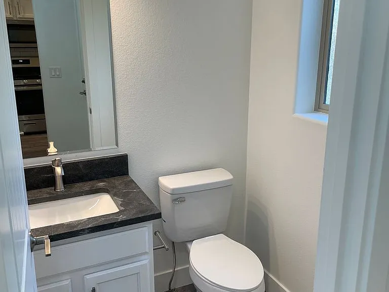 2486 SW Timber View Ct — Photo 3