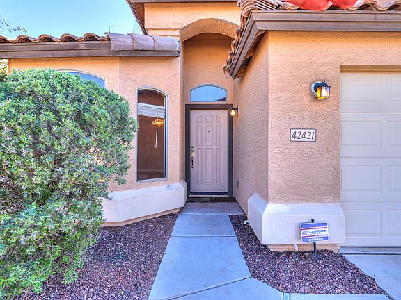 3rd image of 42431 W Chambers Dr