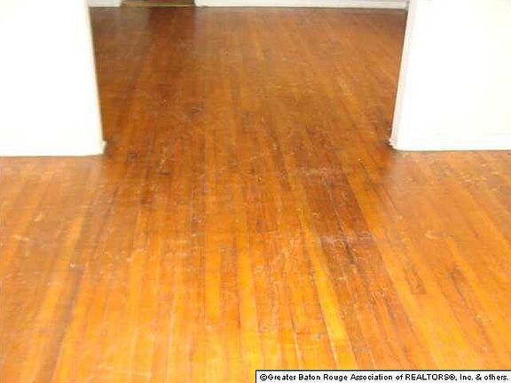 3rd image of 4035 Clayton St