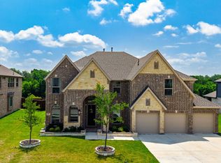 929 Gold Finch Ln, Forney, TX 75126