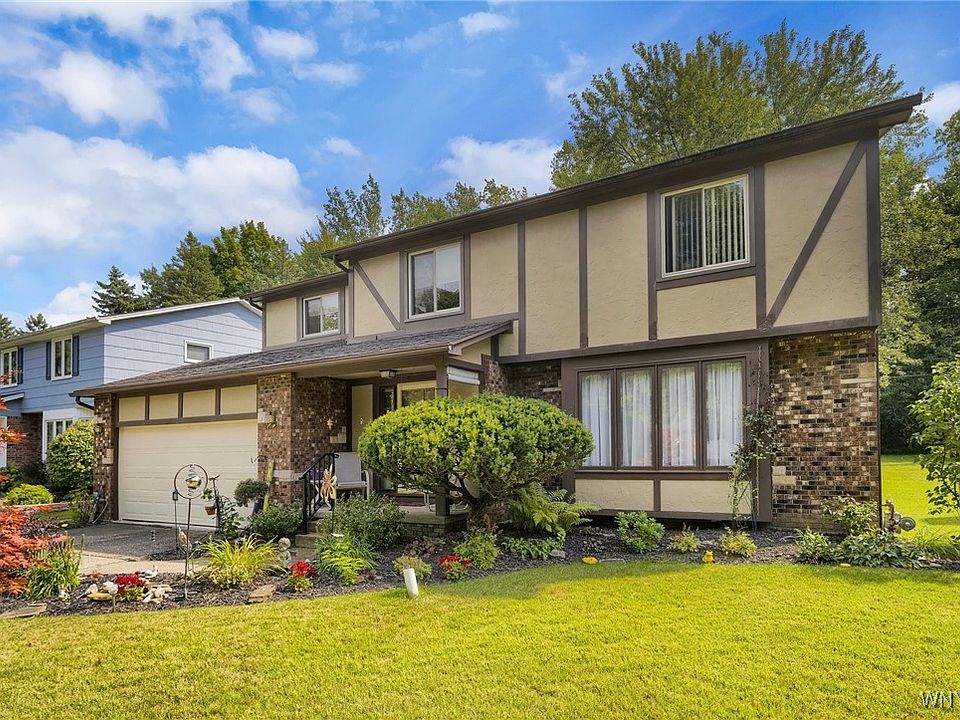 1st image of 148 Montbleu Dr