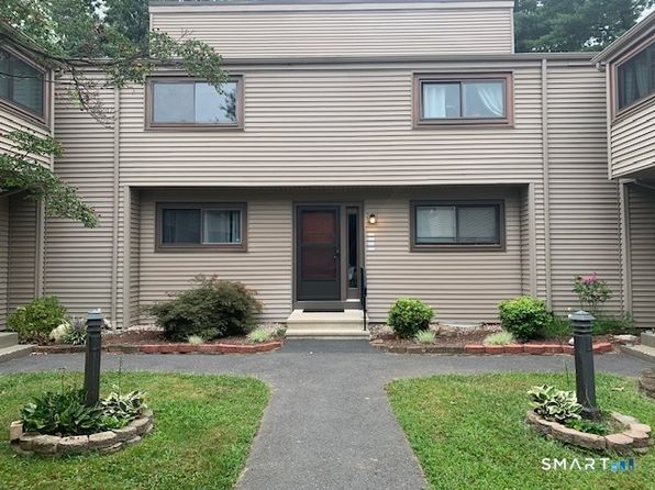 16 Greenbriar Dr APT E