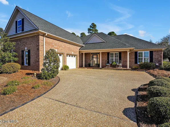 2412 Belshaw Drive, Leland, NC 28451