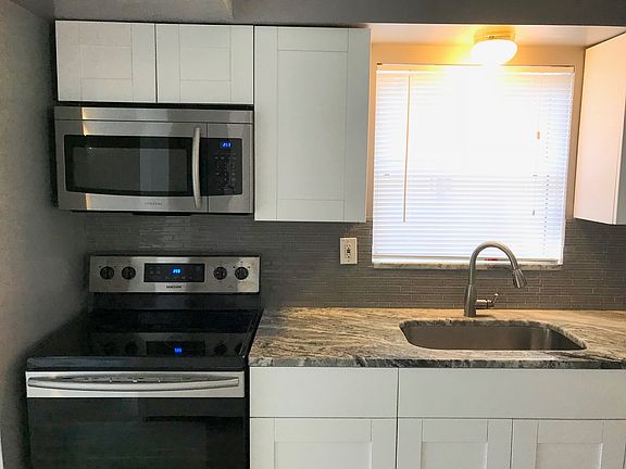 3rd image of 8332 41st Ave N