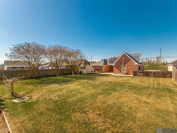 5th image of 18134 River Rd