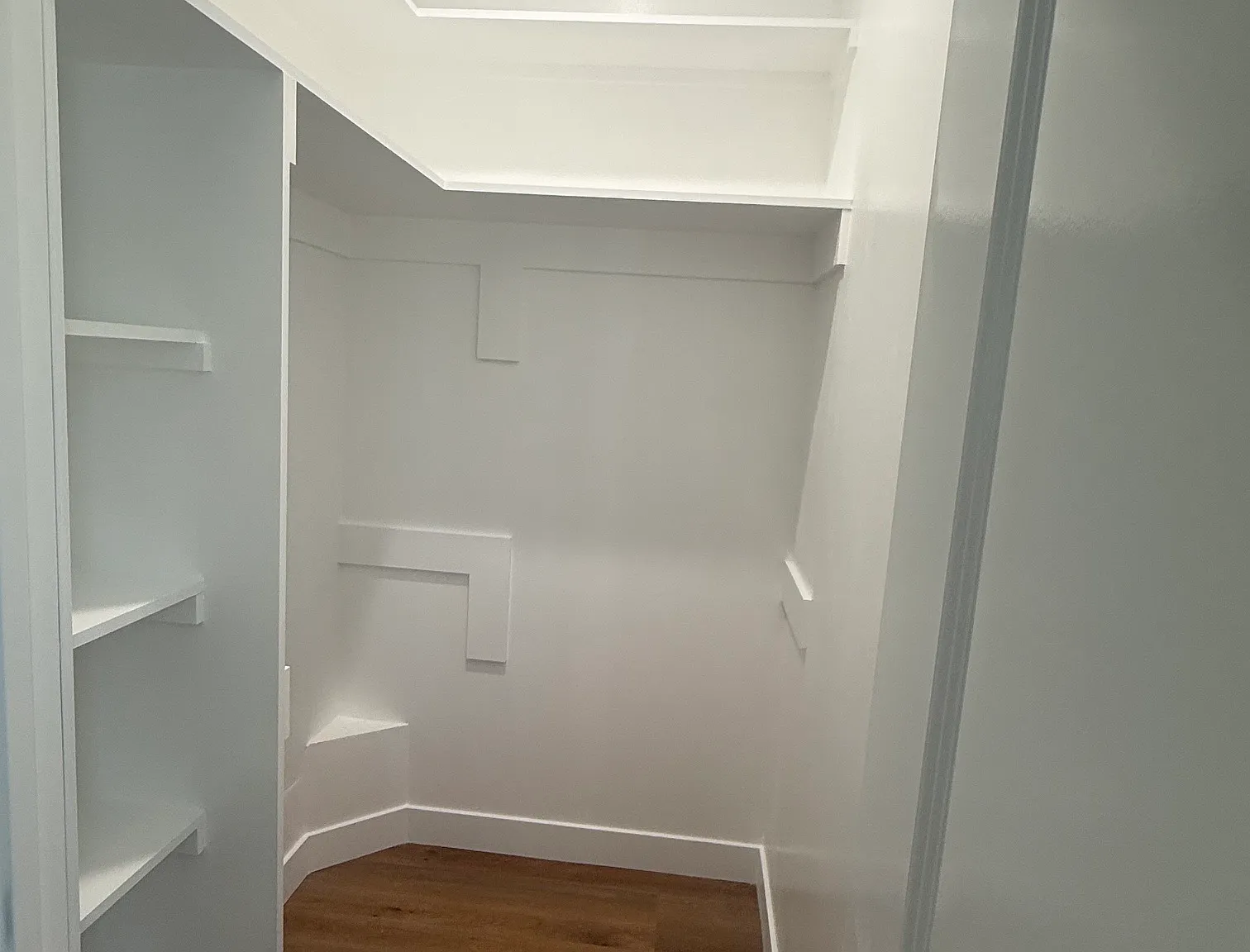 1 bed, 400 sqft, $2,000 — Photo 4